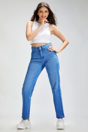 High-Waist Jeans